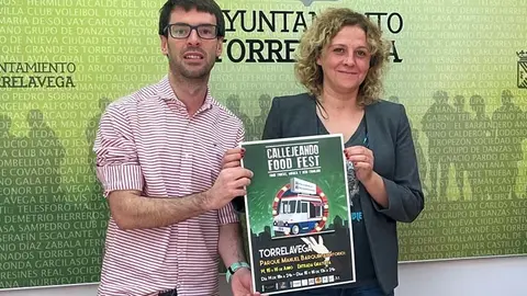 Borja S&aacute;inz y Patricia Portilla presentan la II edici&oacute;n de 'Callejeando' | Foto: Radio Studio