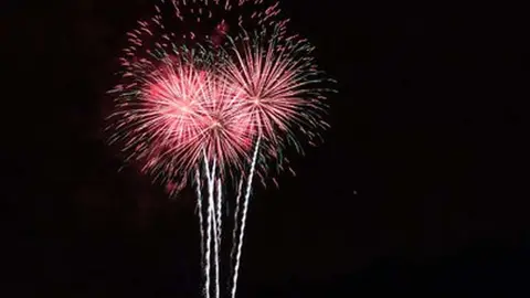 Fuegos artificiales en Torrelavega
