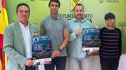 Presentaci&oacute;n del XIV Torneo de Tenis de Mesa 'Ciudad de Torrelavega' | Radio Studio