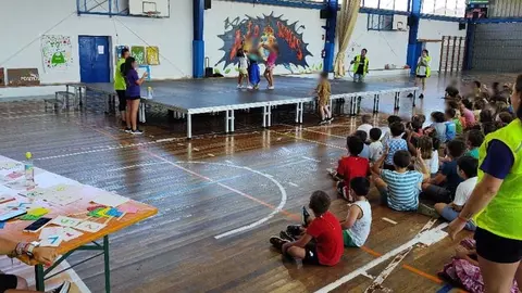Actividad 'Got Talent' en el campamento de verano de Suances