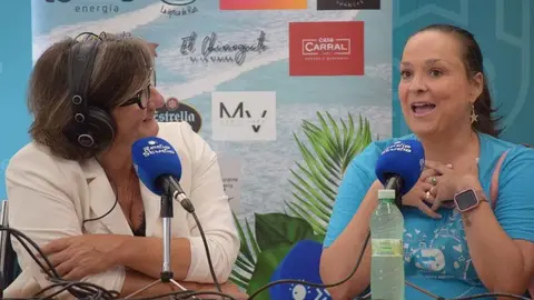 Mariate Gallo, una de las autoras, se pas&oacute; por los micr&oacute;fonos de Radio Studio | Foto: Ayto Pi&eacute;lagos