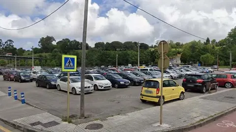 Aparcamiento gratuito en La Inmobiliaria | Foto: Google Maps