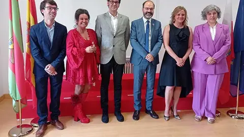 Integrantes del grupo municipal del PSOE en el Ayuntamiento de Torrelavega.