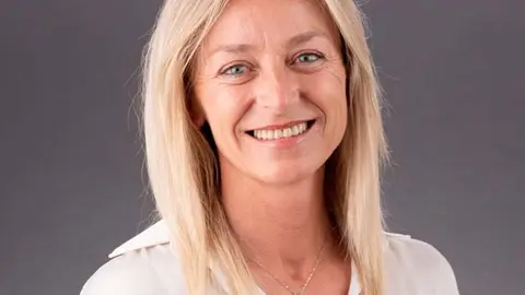Susana Herr&aacute;n