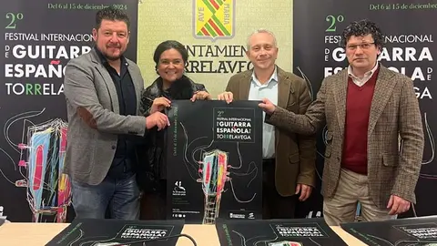 Presentaci&oacute;n del II Festival Internacional de Guitarra Espa&ntilde;ola de Torrelavega | Foto: Radio Studio
