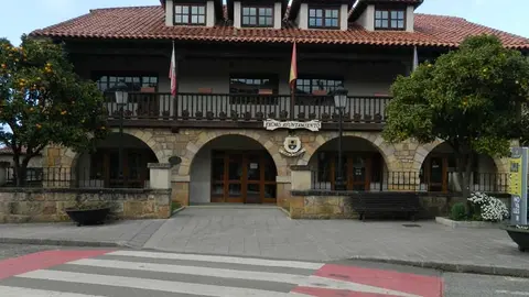 Ayuntamiento de Alfoz de Lloredo