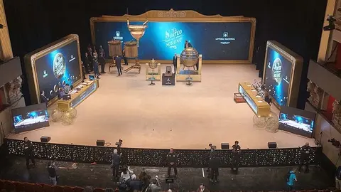 El sorteo de la Loter&iacute;a de Navidad dej&oacute; 610.000&euro; en Cantabria, en pellizcos de cuartos y quintos premios.