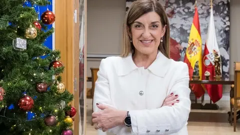 La presidenta de Cantabria, Mar&iacute;a Jos&eacute; S&aacute;enz de Buruaga, felicita la Navidad a los c&aacute;ntabros | Foto: Gobierno