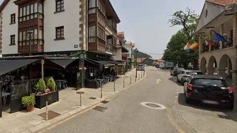 Una calle c&eacute;ntrica de Puente San Miguel, en Reoc&iacute;n | Foto: Google Maps