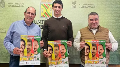 Presentaci&oacute;n del III Torneo Invernal, un triangular que disputar&aacute;n Bathco, Praga y Ainaitasuna