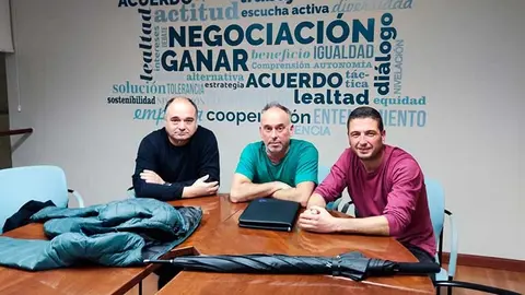 Miembros del comit&eacute; de empresa de Katoen-Natie encerrados en el Orecla.
