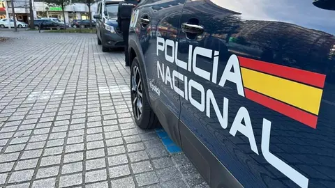 Veh&iacute;culo de la Polic&iacute;a Nacional en Cantabria