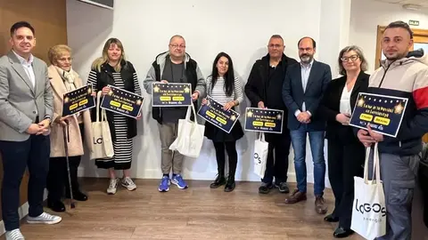 Entrega de premios del VIII Concurso de Iluminaci&oacute;n &lsquo;La Luz de la Navidad en Torrelavega&rsquo; | Foto: Radio Studio