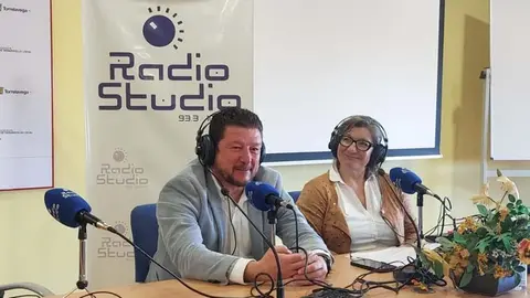 Rosa Echevarr&iacute;a y Jes&uacute;s S&aacute;nchez en el programa especial desde el  Centro de Promoci&oacute;n e Innovaci&oacute;n Tecnol&oacute;gica