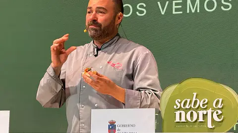 David P&eacute;rez, chef del Ronquillo, en la presentaci&oacute;n de Prehgastro