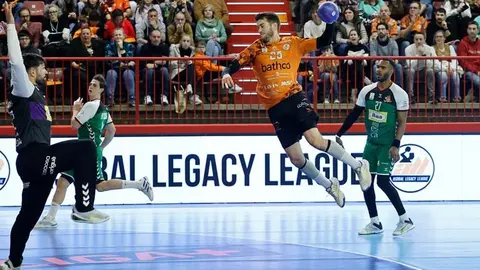 Fafa Cangiani en el partido ante Huesca | Foto: BMT
