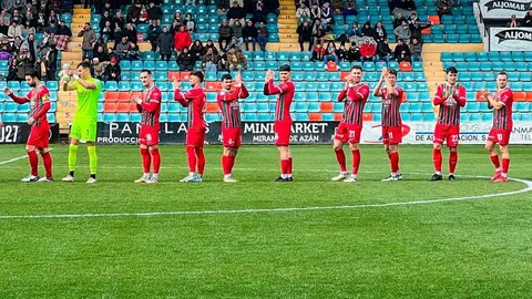 Imagen de la RS Gimn&aacute;stica previa al inicio del encuentro en El Helm&aacute;ntico