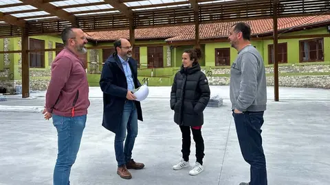 La cubierta del colegio Menéndez Pelayo quedará finalizada esta semana | Foto: Ayuntamiento