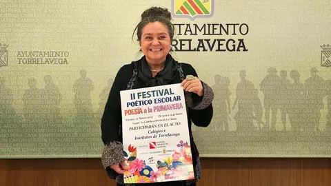 Esther V&eacute;lez ha presentado el II Festival 'Poes&iacute;a a la Primavera' | Foto: Ayuntamiento