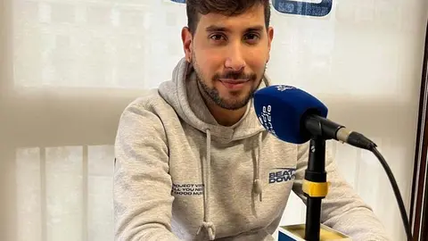 El artista local Miguel Junco se ha pasado por los micr&oacute;fonos de Radio Studio