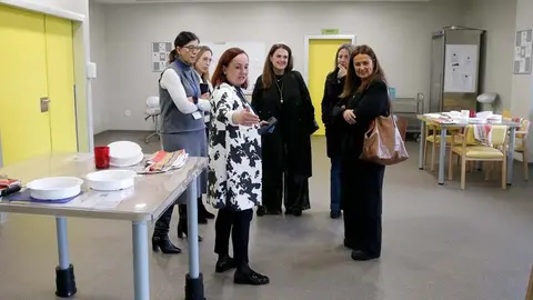 La consejera de Inclusi&oacute;n Social, Bego&ntilde;a G&oacute;mez del R&iacute;o, visita las instalaciones del CAD de Sierrallana | Foto. Gobierno