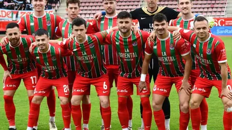 Once inicial del conjunto torrelaveguense en San L&aacute;zaro | Foto: SD Compostela