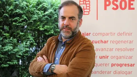 Jose Otto Oyarbide en la presentaci&oacute;n de su candidatura