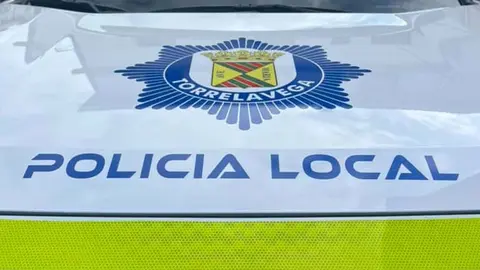 Veh&iacute;culo del a Polic&iacute;a Local de Torrelavega | Foto: Radio Studio