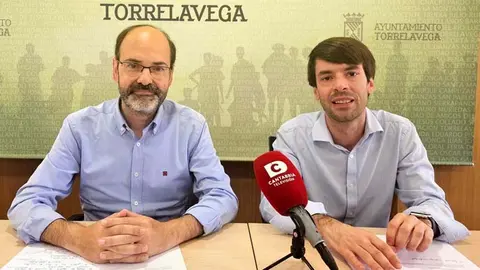 Jos&eacute; Luis Urraca y Borja S&aacute;inz presentan el programa de corporaciones locales | Foto: Ayuntamiento