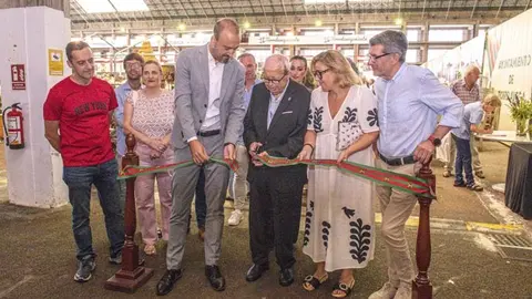 Inauguraci&oacute;n de la feria 'Desembalaje Cantabria' en 2024 | Foto: Ayuntamiento
