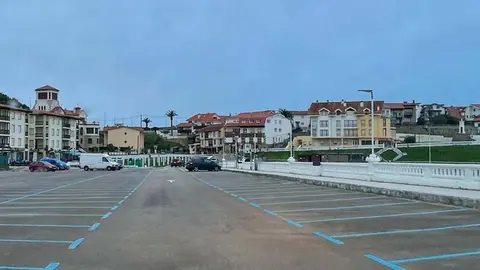 Aparcamiento de la playa de Comillas | Foto: Ayuntamiento