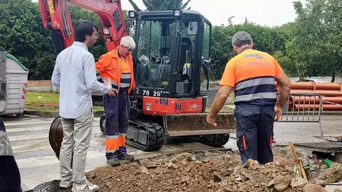 Borja Sainz Ahumada visita el inicio de las obras | Foto: Ayuntamiento