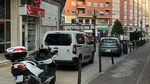 Una de las fotograf&iacute;as facilitadas por la Mesa de Movilidad y Ecologistas en Acci&oacute;n sobre su denuncia