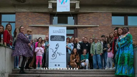 Madres, matronas y familias de toda Cantabria celebraron en Polanco un encuentro regional en recuerdo a los beb&eacute;s fallecidos durante el embarazo o en sus primeras horas de vida | Foto: Ayuntamiento