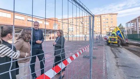 Javier L&oacute;pez Estrada y Patricia Portilla visitan el centro | Foto: Ayuntamiento