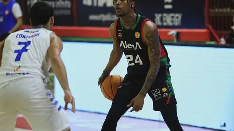 Jassel P&eacute;rez ha jugado cedido en Torrelavega por el equipo granadino | Foto: Ricardo Corpas/GAC