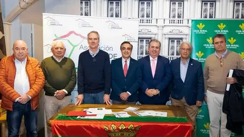 Presentaci&oacute;n del inicio de los actos por los 10 a&ntilde;os de Amigos de Torrelavega