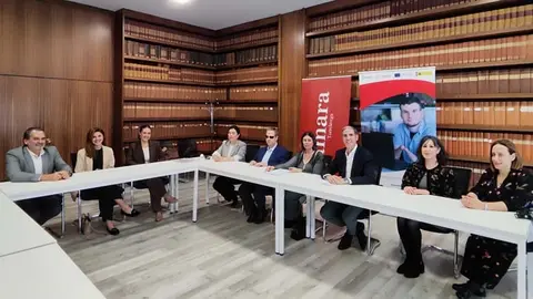 C&aacute;mara Torrelavega impulsa la inclusi&oacute;n laboral de las personas con discapacidad junto a ONCE e Inserta Empleo | Foto: C&aacute;mara Torrelavega
