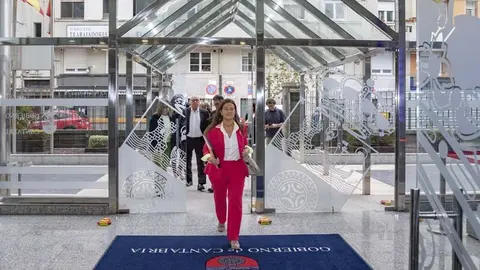 La consejera de Inclusi&oacute;n Social junto al resto de su equipo en la presentaci&oacute;n del presupuesto de su departamento | Foto: Gobierno