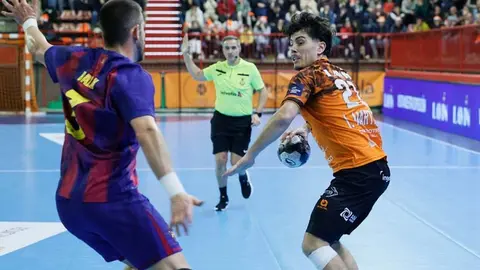 Isidoro Mart&iacute;nez en una acci&oacute;n contra el Bar&ccedil;a | Foto: BMT