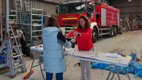 Imagen de archivo de la entrega de los ejemplares de la campa&ntilde;a del a&ntilde;o pasado
