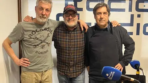 Dos de los integrantes del grupo La Burla se han pasado por nuestros micr&oacute;fonos