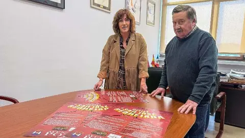 La alcaldesa, Rosa D&iacute;az, en la presentaci&oacute;n del programa de la Gran Feria de Padre junto al concejal Fernando Sa&ntilde;udo | Foto: Ayuntamiento