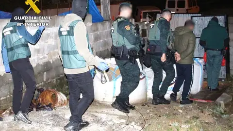 Momento de la detenci&oacute;n de un integrante del clan