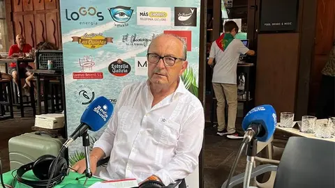 Francisco Javier L&oacute;pez Marcano durante su participaci&oacute;n las pasadas fiestas de La Patrona 2025 en el programa especial de Radio Studio.