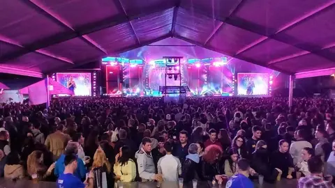 El espect&aacute;culo de la orquesta Panorama fue el broche de oro a las fiestas de San Migueluco en Campuzano.