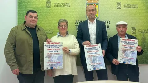 La Asociación Intérpretes de Canción Asturiana celebra su 35 aniversario con un festival en Torrelavega